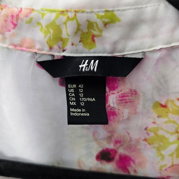 H&M Sheer Floral Button-Down Sleeveless Blouse Size 12 Fairy core Cottage Core - Picture 3 of 6
